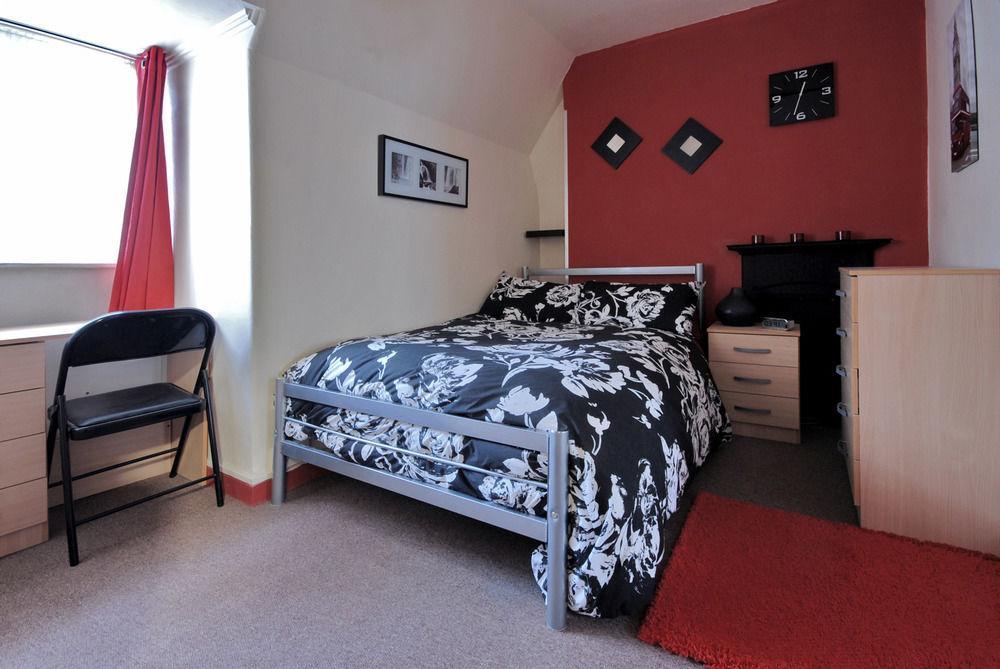 Monopoly Accommodations Apartamento *