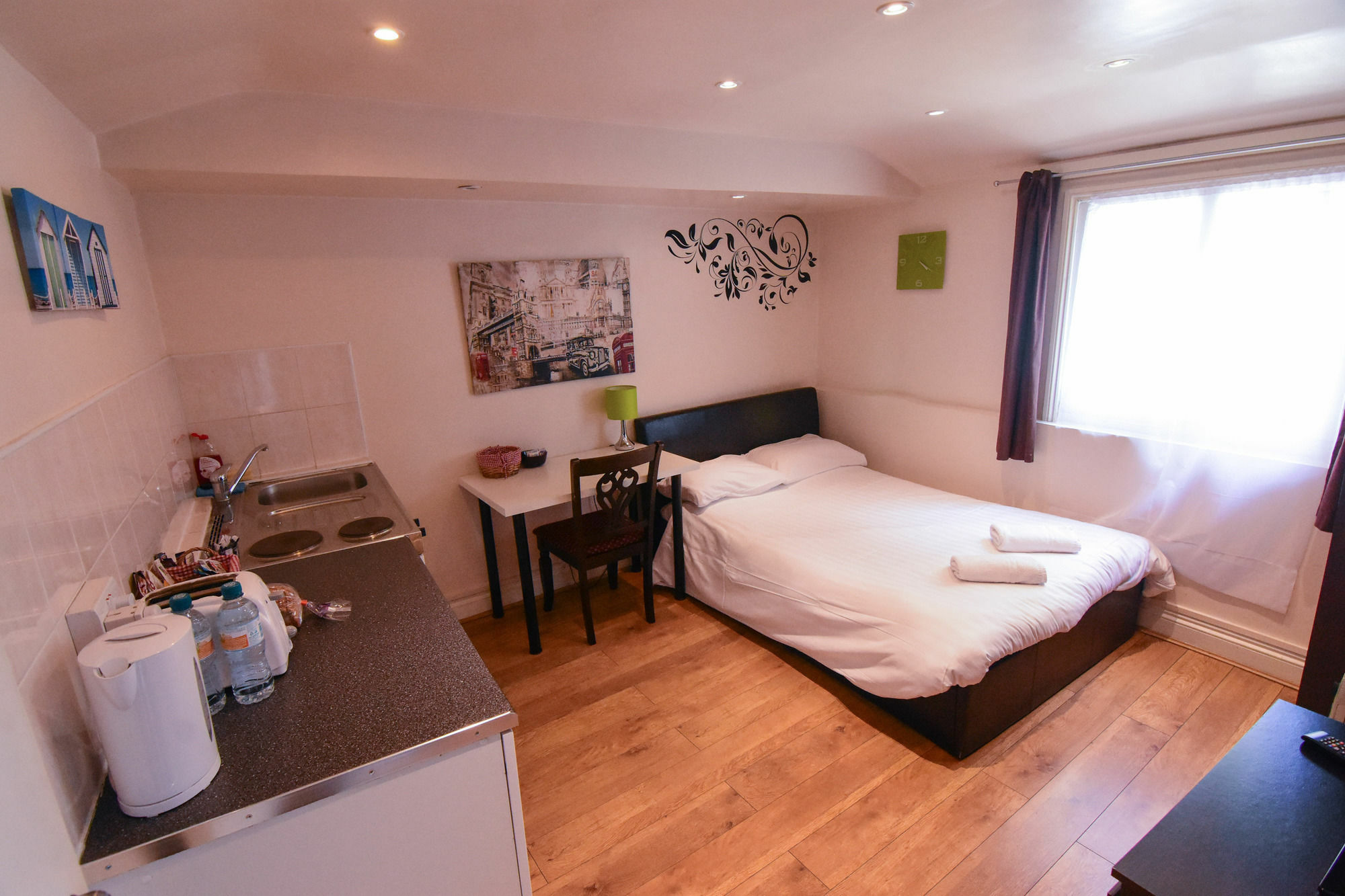 Monopoly Accommodations Apartment London