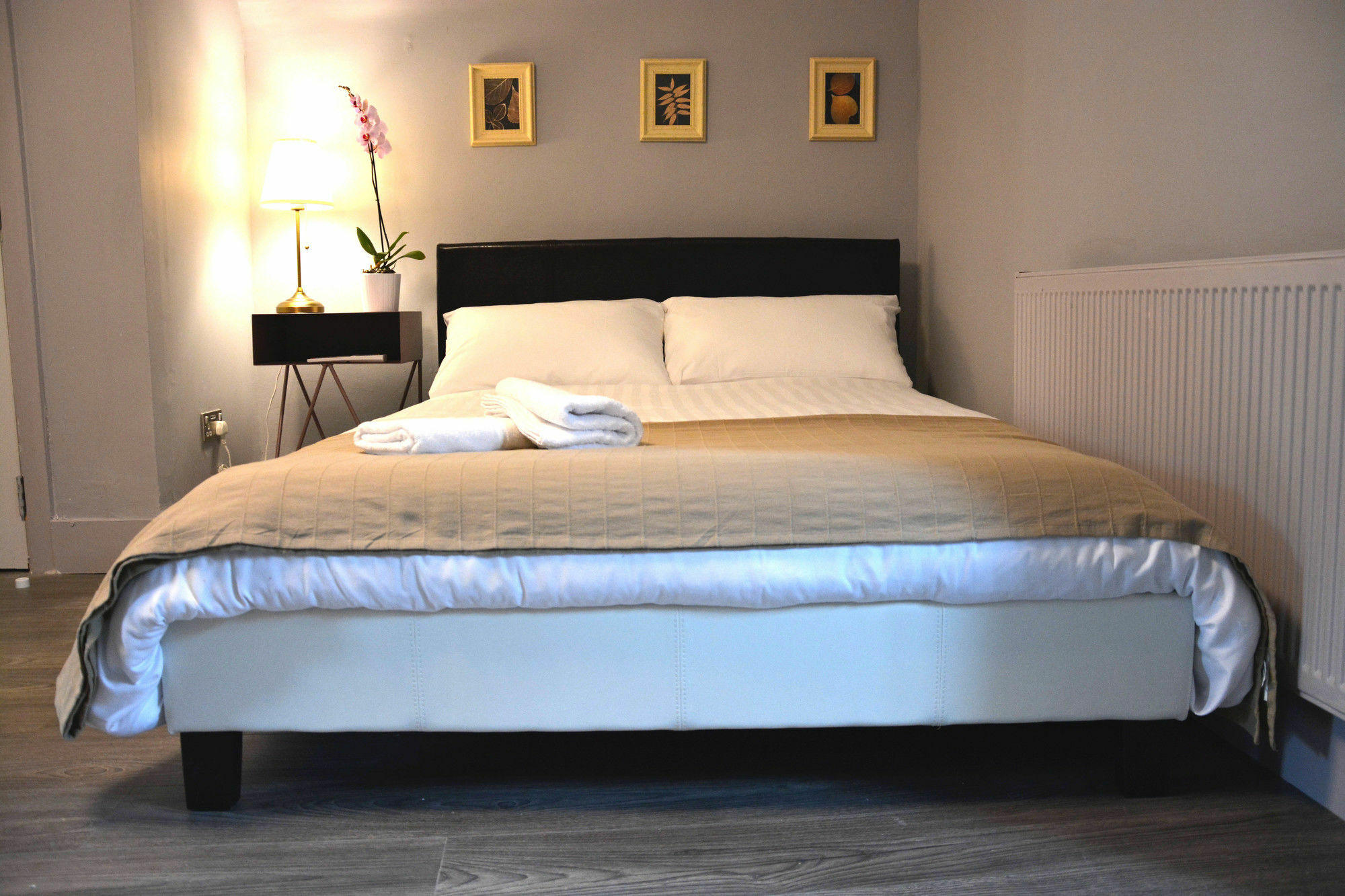 Monopoly Accommodations Apartment London