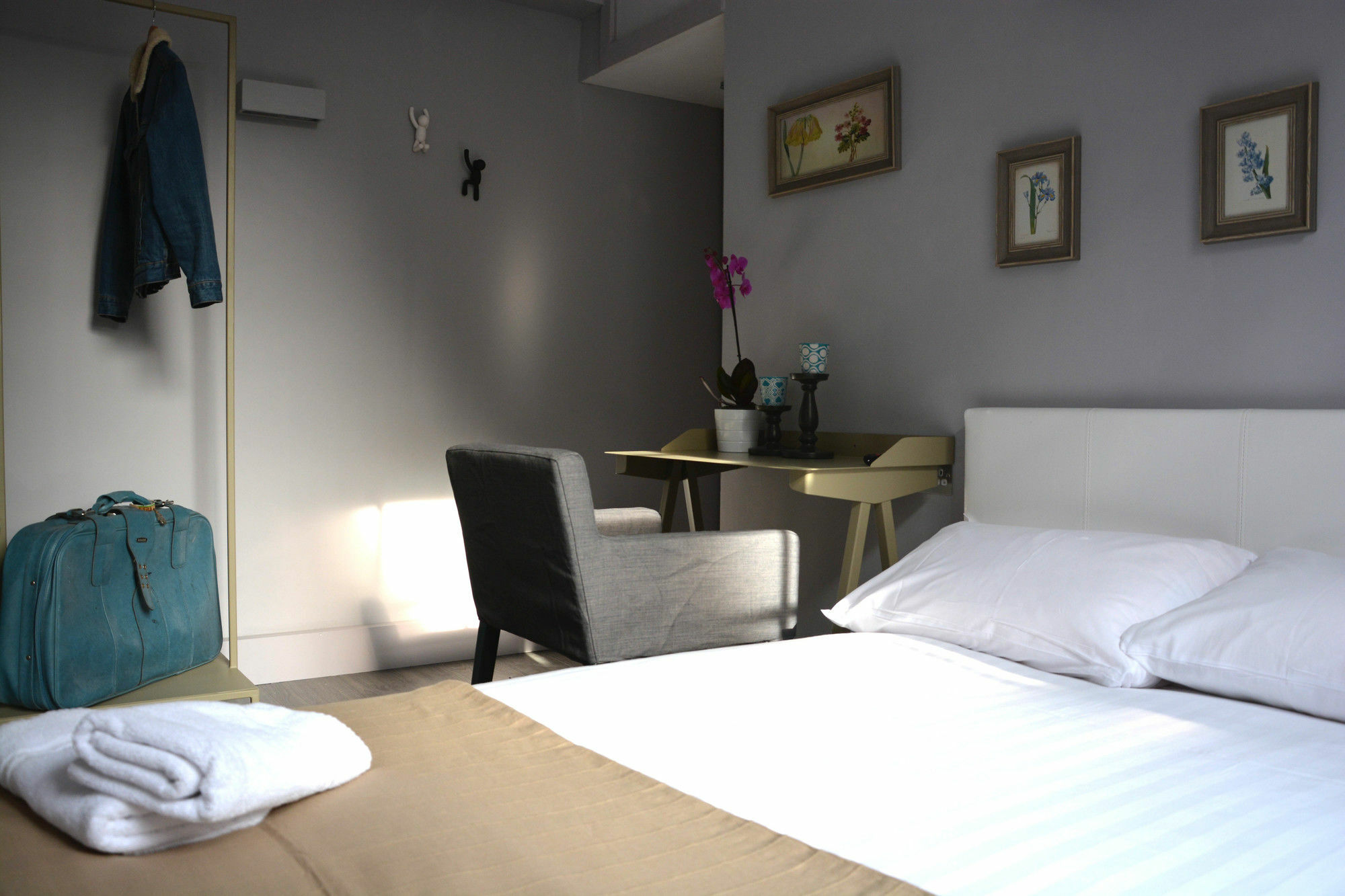 Monopoly Accommodations Apartment *